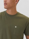 GAP Тениска Gap с джоб
