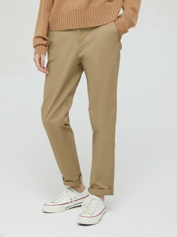 GAP Панталон girlfriend khaki в разтеглив twill GAP