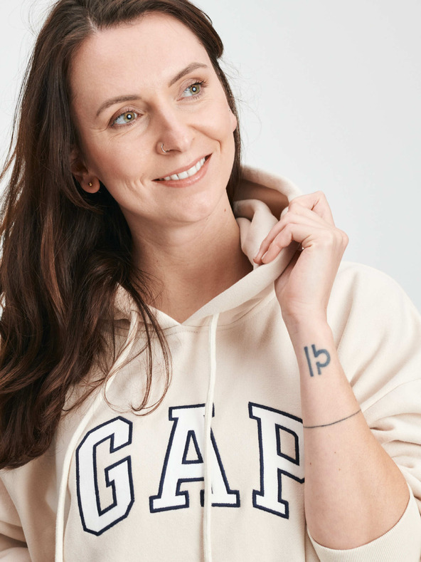 GAP По-дълга суитшърт лого GAP