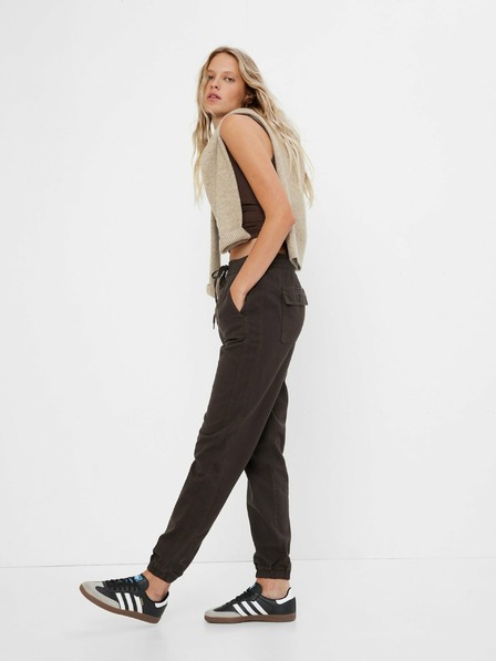 GAP Панталони joggers GAP