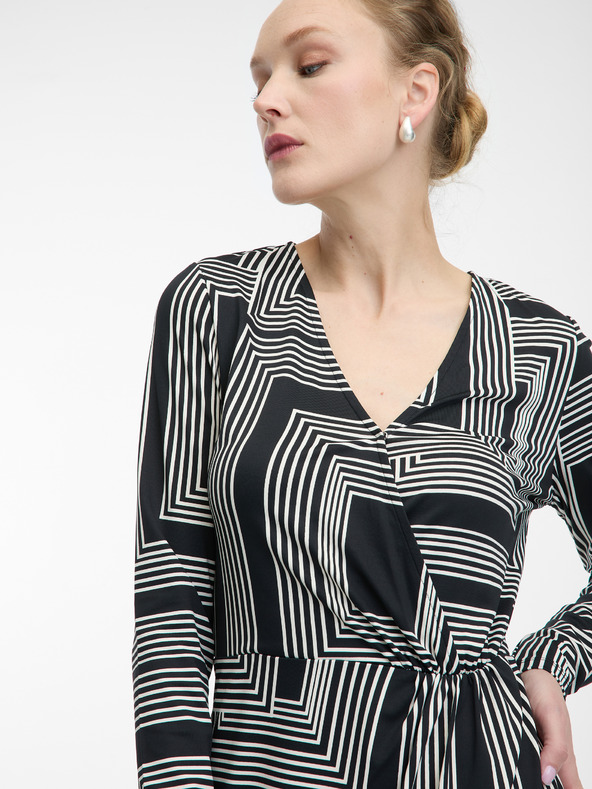 Orsay Черна дамска шарена рокля с дължина до коляното ORSAY