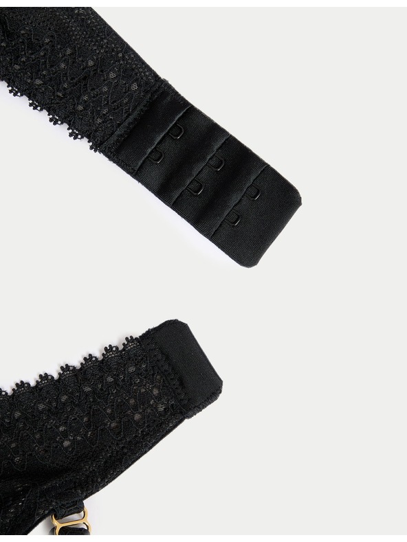 Marks & Spencer Черен дамски дантелен сутиен с подплънки Marks & Spencer