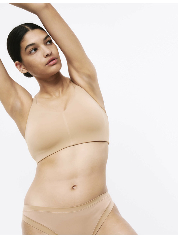 Marks & Spencer Бежов сутиен Marks & Spencer Flexifit™ за жени