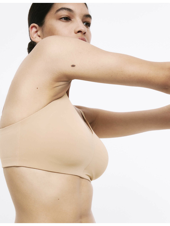 Marks & Spencer Бежов сутиен Marks & Spencer Flexifit™ за жени