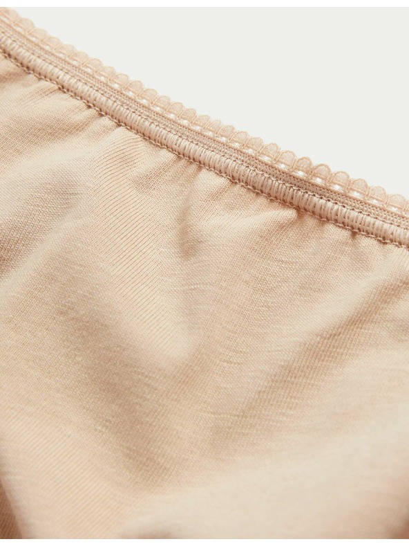 Marks & Spencer Комплект от пет дамски бразилски бикини в бежово, черно и бяло Marks & Spencer