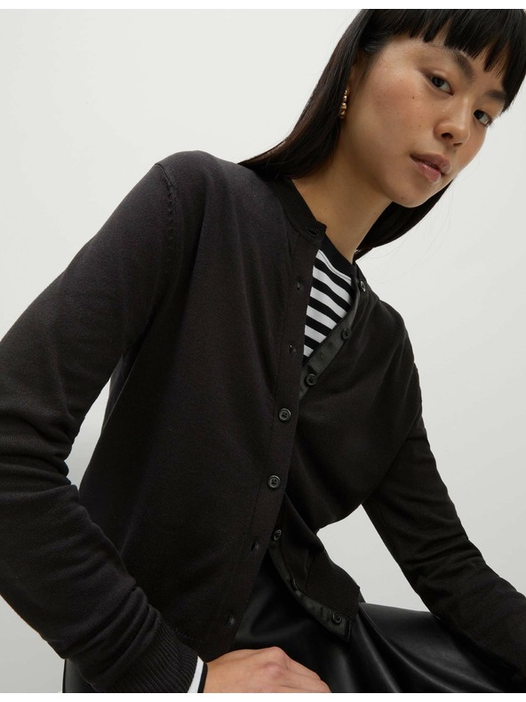 Marks & Spencer Marks & Spencer жилетка с кръгло деколте и копчета отпред черна