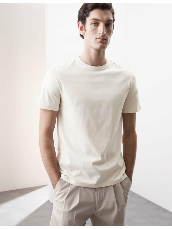 Marks & Spencer Тениска от премиум памук, тесен модел Marks & Spencer в цвят крем