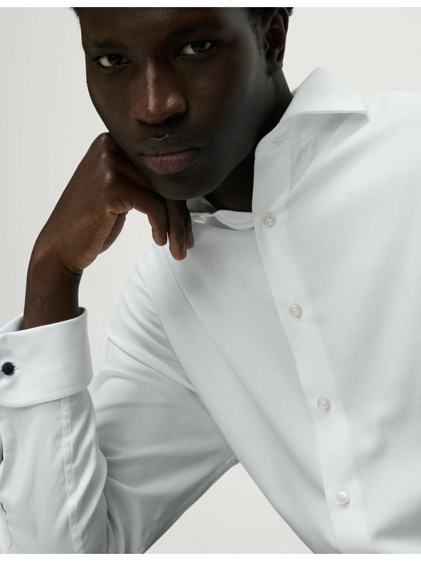 Marks & Spencer Леко вталена риза от луксозен памук с двойни маншети Marks & Spencer бяло