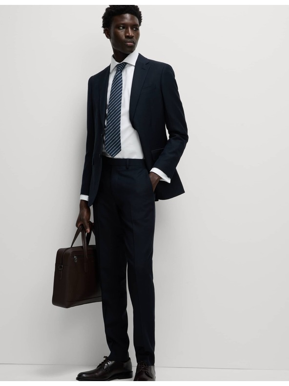 Marks & Spencer Леко вталена риза от луксозен памук с двойни маншети Marks & Spencer бяло