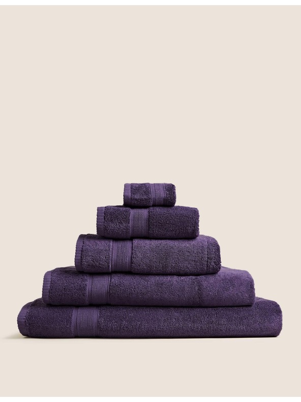 Marks & Spencer Извънредно нежна антибактериална хавлия от чист памук Marks & Spencer лилава