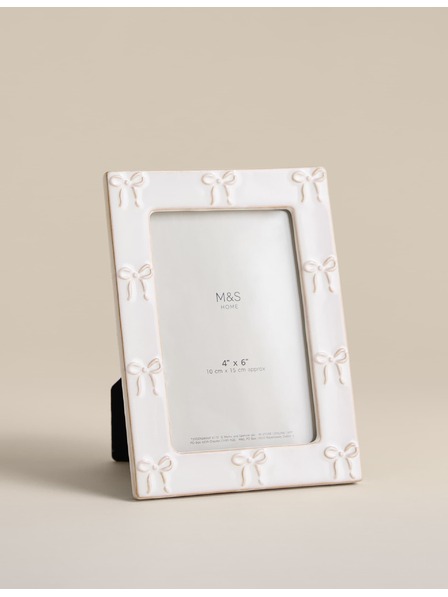 Marks & Spencer Фото рамка с керамична панделка 4x6 инча Marks & Spencer бяла
