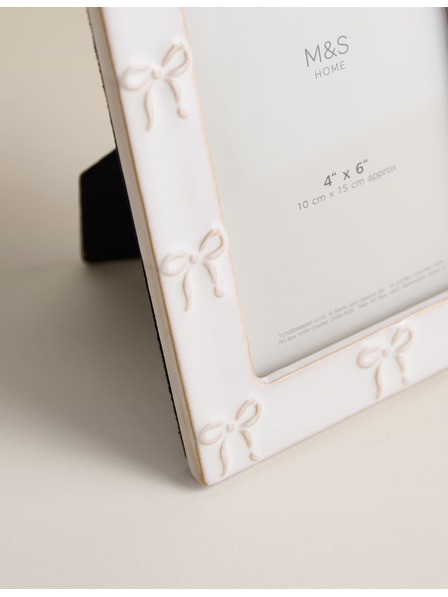 Marks & Spencer Фото рамка с керамична панделка 4x6 инча Marks & Spencer бяла