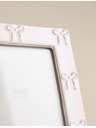 Marks & Spencer Фото рамка с керамична панделка 4x6 инча Marks & Spencer бяла
