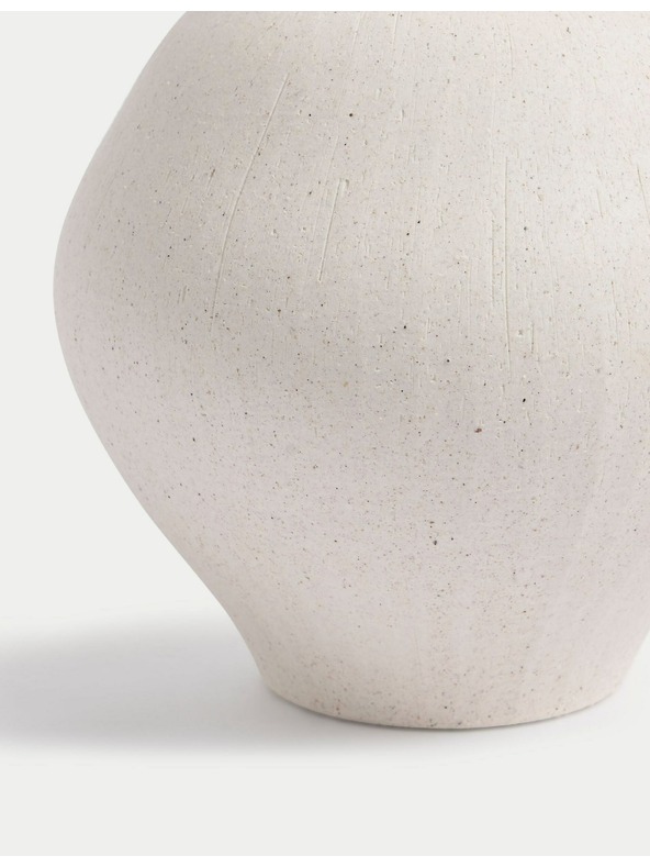 Marks & Spencer Малка керамична ваза с формирана дръжка Marks & Spencer бяла