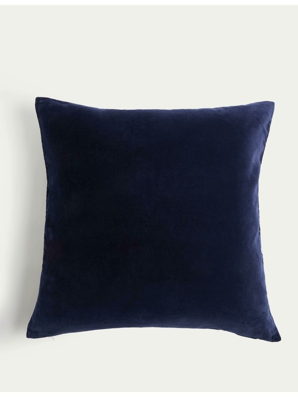 Marks & Spencer Кадифена възглавница с бродирани черешови цветове Marks & Spencer тъмносиня