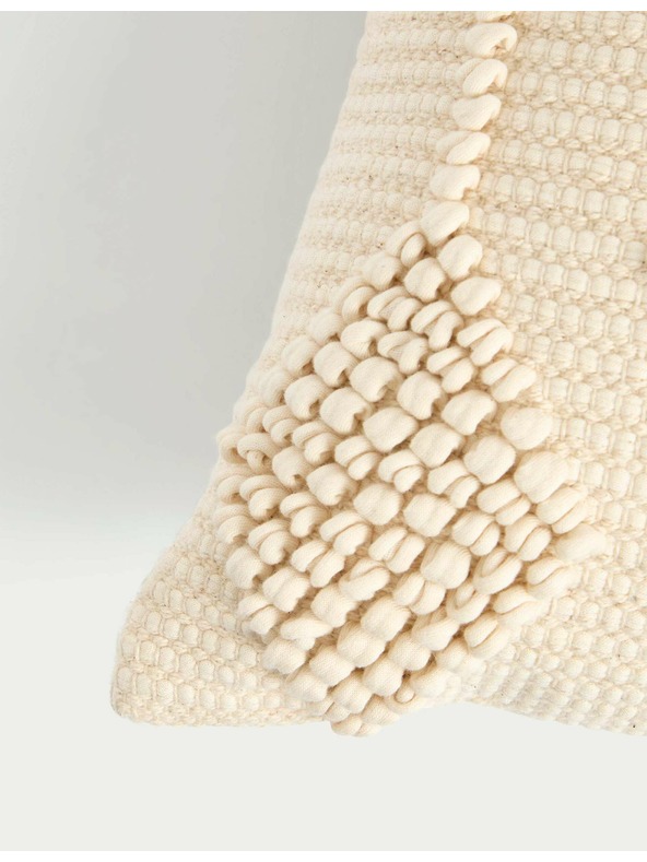 Marks & Spencer Възглавница от чист памук с бродерия и геометричен десен Marks & Spencer сметанова