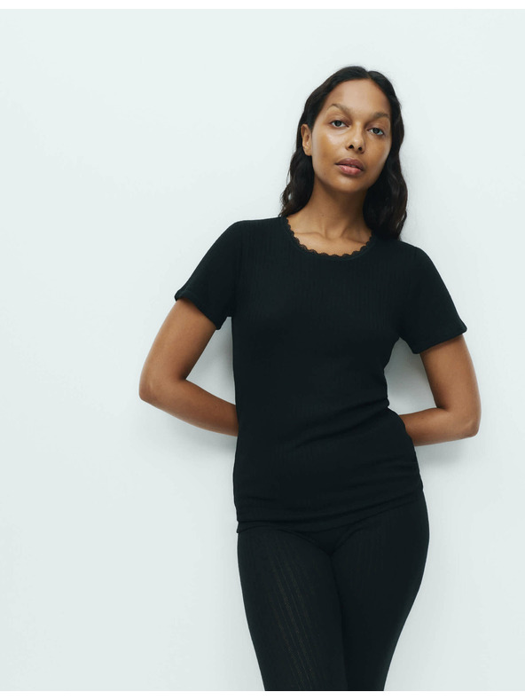 Marks & Spencer Опаковка от 2 плетени термо потника с къс ръкав Marks & Spencer черен