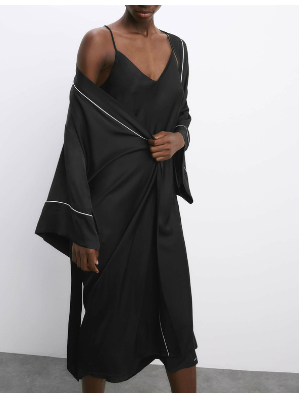 Marks & Spencer Сатенена дълга тънка презраменна нощница Marks & Spencer черна