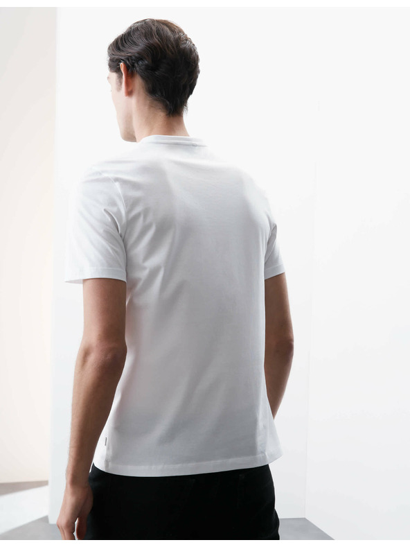 Marks & Spencer Тениска с V-образно деколте от чист Supima® памук Marks & Spencer бяла