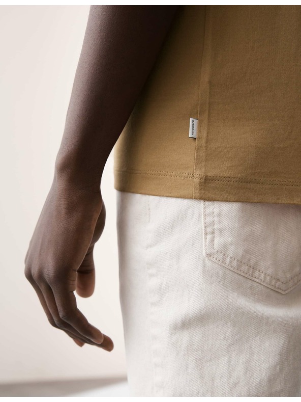 Marks & Spencer Тениска от премиум памук, тесен силует Marks & Spencer кафява