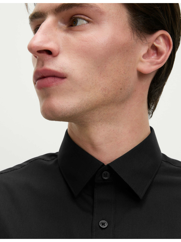 Marks & Spencer Черна риза с тесен силует, лесна за гладене Marks & Spencer