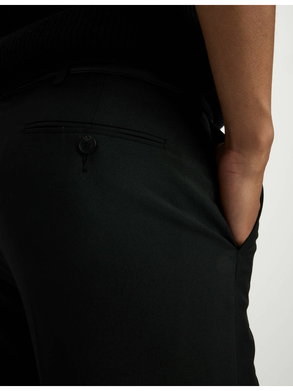 Marks & Spencer Тесни панталони с една гънка Marks & Spencer черен