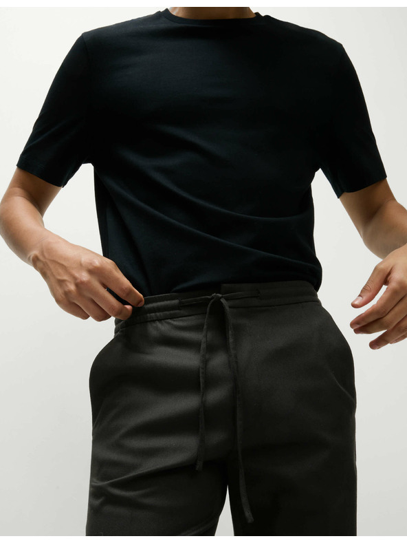 Marks & Spencer Еластични официални панталони с класическа кройка Marks & Spencer черен