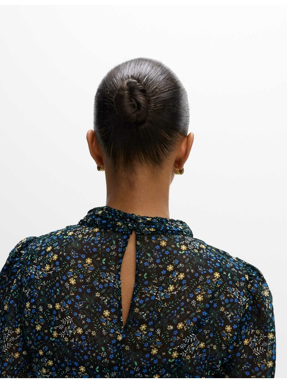 Marks & Spencer Флорална набрана миди рокля с акцентиран талия и набори Marks & Spencer черен