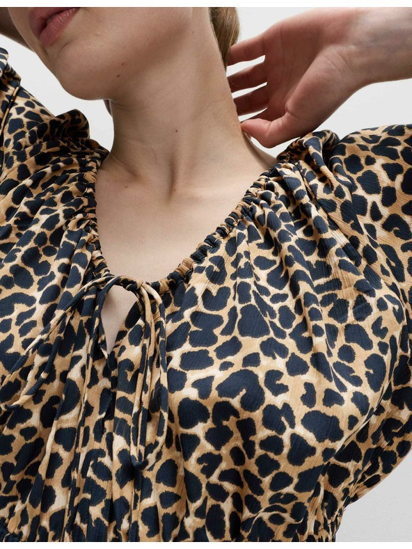 Marks & Spencer Миди рокля с акцентиран талия, набори, V-образно деколте и животински принт Marks & Spencer бежов