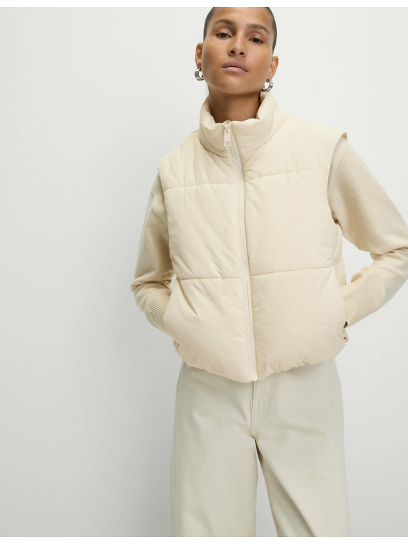 Marks & Spencer Кратка подплатена жилетка с технология Thermowarmth™ Marks & Spencer бежова