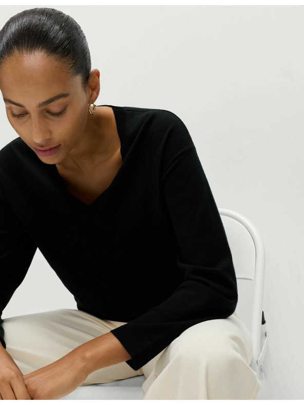 Marks & Spencer Суитшърт с V-образно деколте от мериносова вълна Marks & Spencer черен