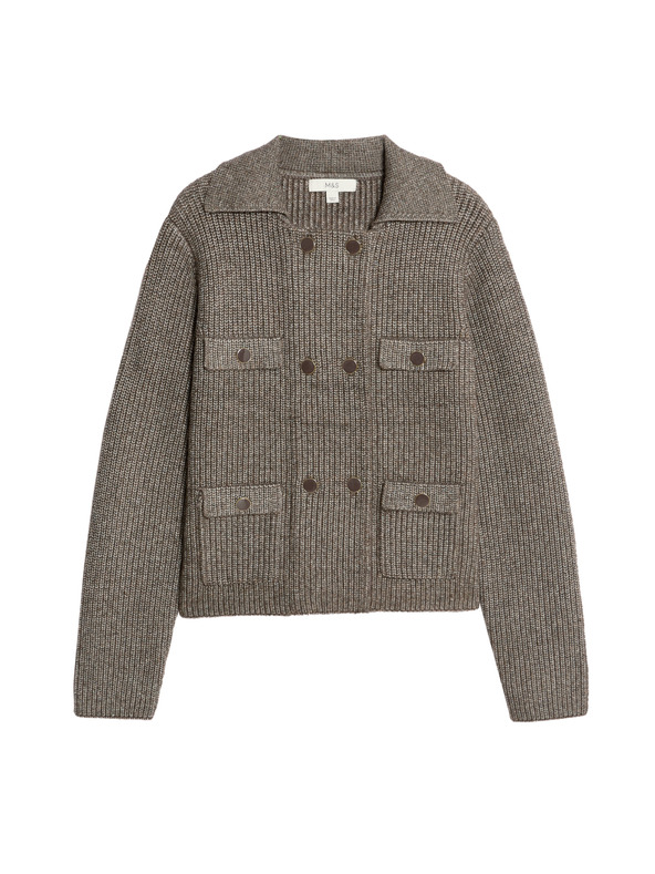 Marks & Spencer Плетена жилетка с мъхнати нишки и декоративни джобове Marks & Spencer бежова