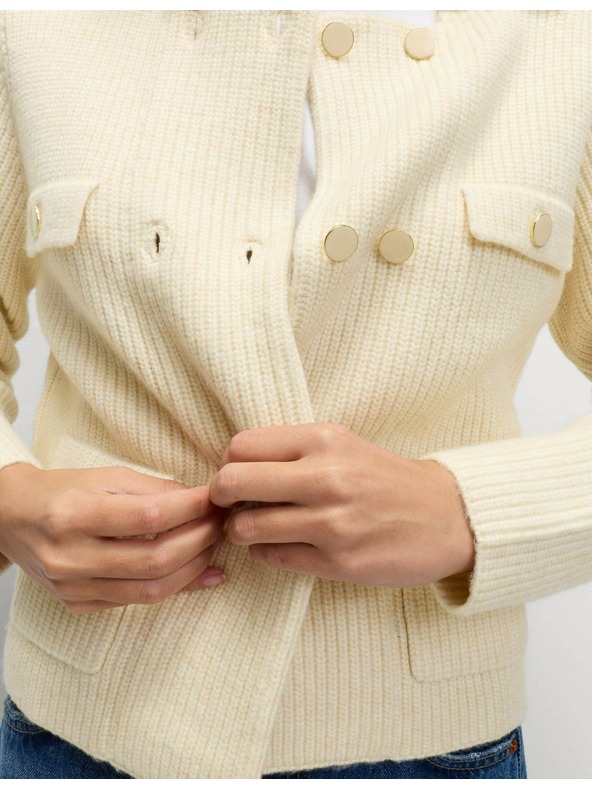 Marks & Spencer Плетена жилетка с мъхнати нишки и декоративни джобове Marks & Spencer сметанова