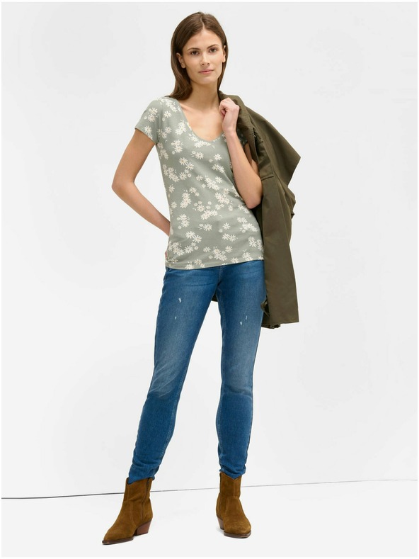 Orsay Светлозелена тениска на цветя ORSAY