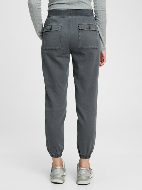 GAP Панталони joggers GAP
