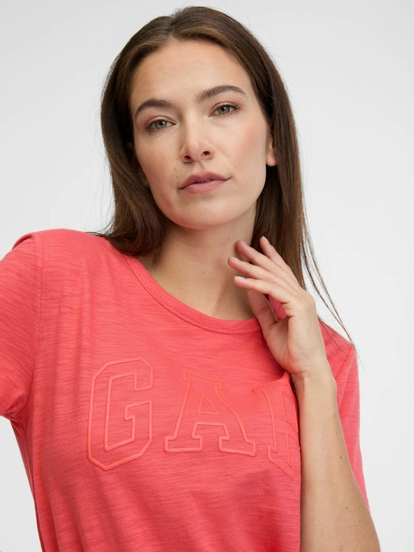 GAP Тениска с логото на GAP