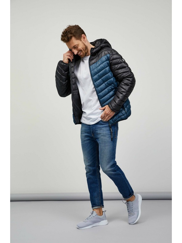 Sam 73 Черно-синьо мъжко ватирано яке SAM 73 Ulrik