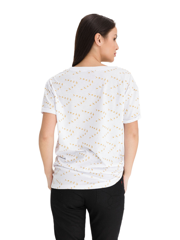 Sam 73 Бяла дамска шарена свободна тениска SAM 73