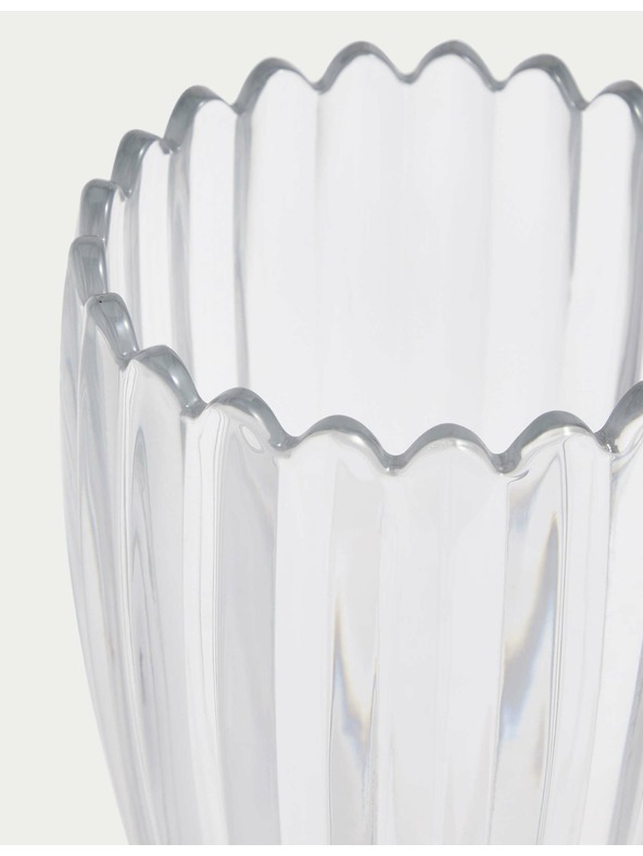 Marks & Spencer Стъклена ваза със заострен ръб Marks & Spencer бежова