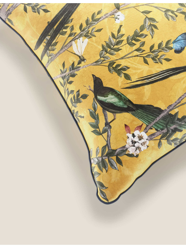 Marks & Spencer Кадифена възглавница с птички Marks & Spencer жълта