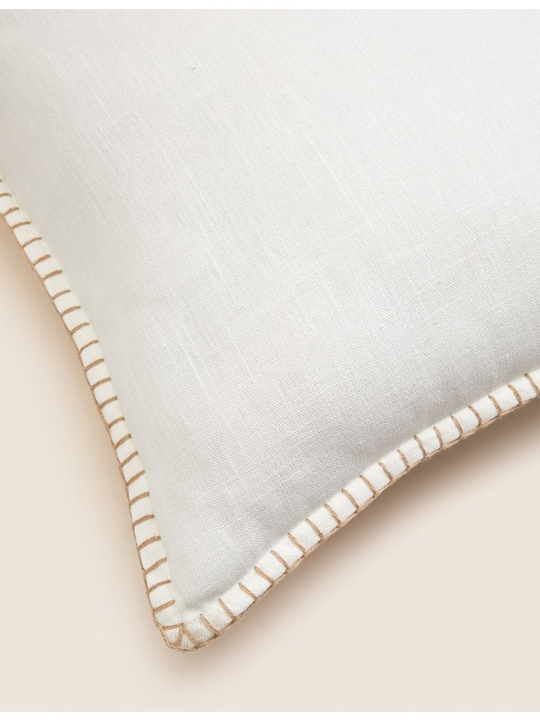 Marks & Spencer Ватирана възглавница от чист памук Marks & Spencer с високо съдържание на памук крем