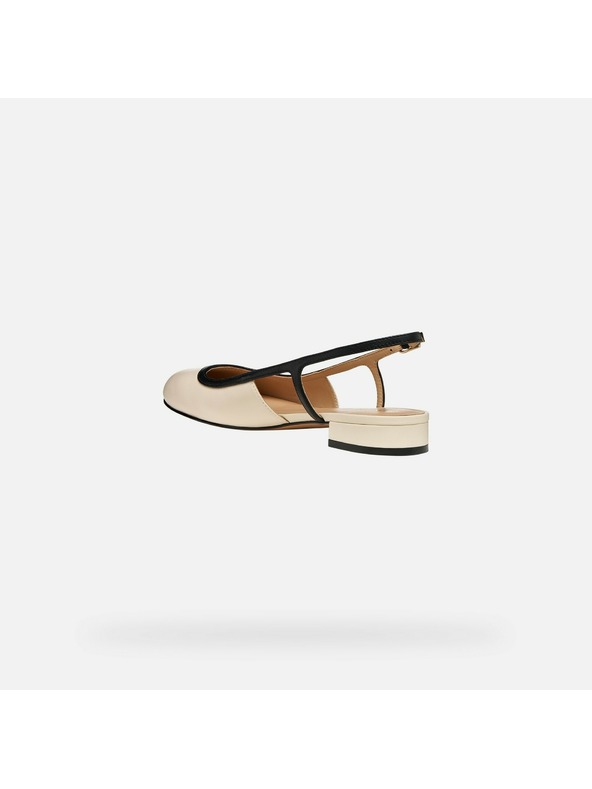 Geox Кремови дамски балеринки Geox Virnilisa B