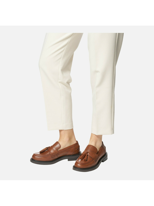 Geox Кафяви дамски мокасини Geox Serilda