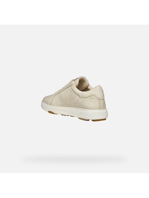 Geox Кремави дамски маратонки Geox Nebula 2.0 C