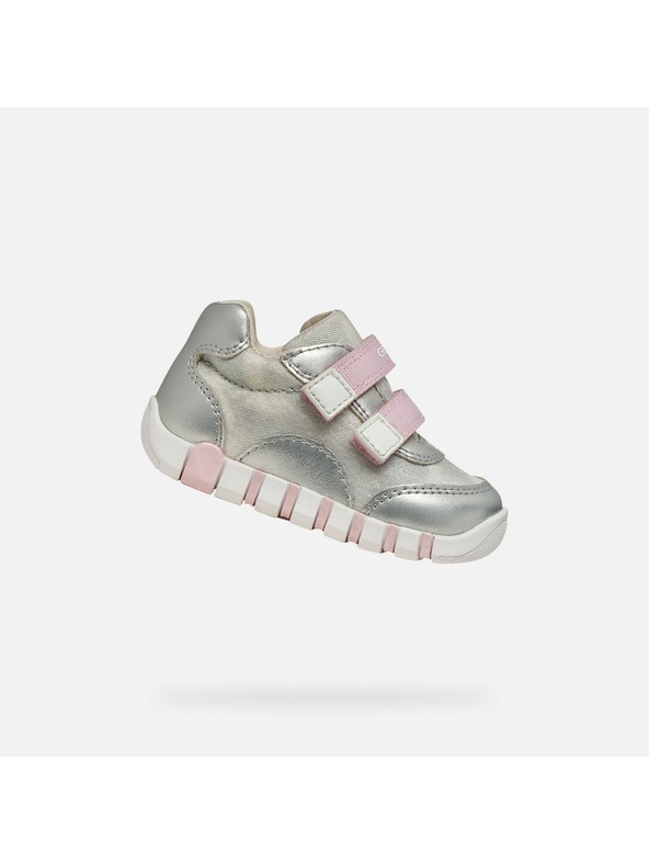 Geox Сребристи детски обувки за първи стъпки Geox Iupidoo
