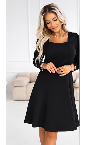 numoco IVANA удобни трапецовидни рокля с деколте и дълъг ръкав - черна