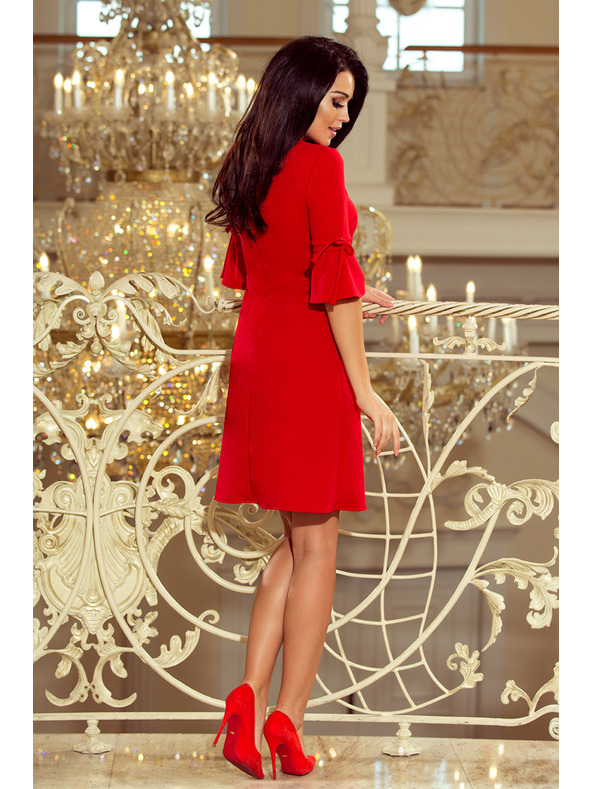 numoco NEVA Трапецовидни рокли с панделка - червени