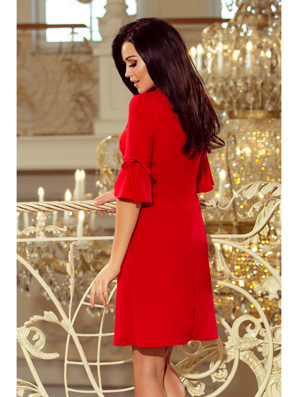 numoco NEVA Трапецовидни рокли с панделка - червени