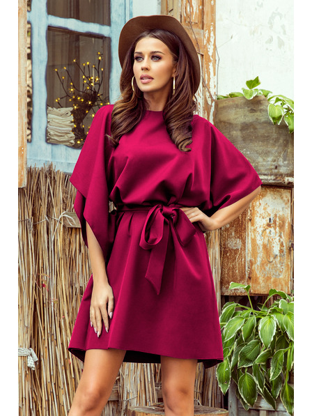 numoco SOFIA Butterfly рокля с колан в талията - винено червено