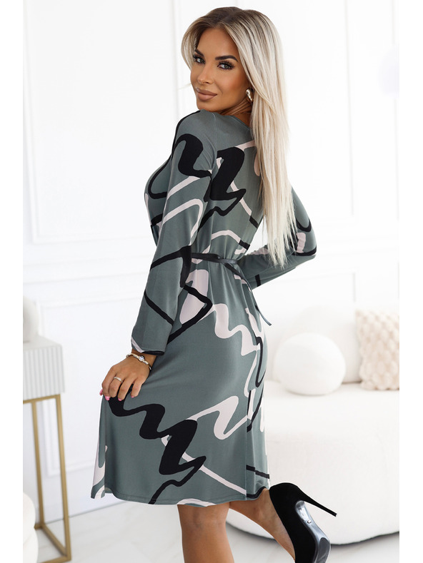 numoco Трапецовидна плетена рокля с колан - маслинова с черно-бежов десен